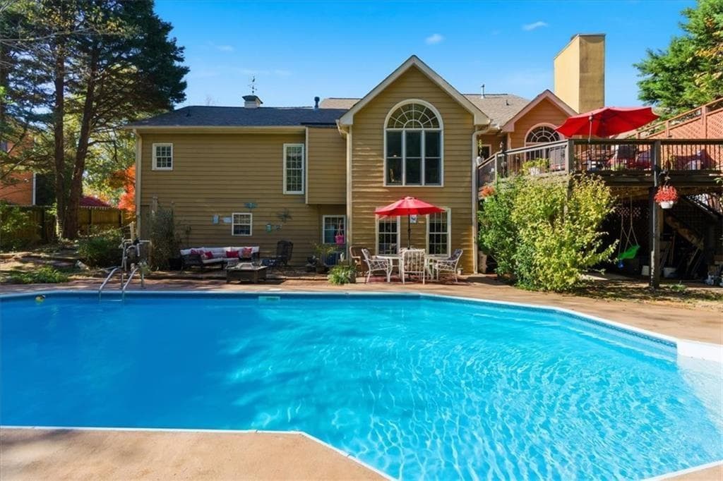 5 bedroom, 4 bathroom, 4,400 sq ft single family residence under contract at 591 Delphinium Boulevard, Acworth, GA 30102 — photo 3