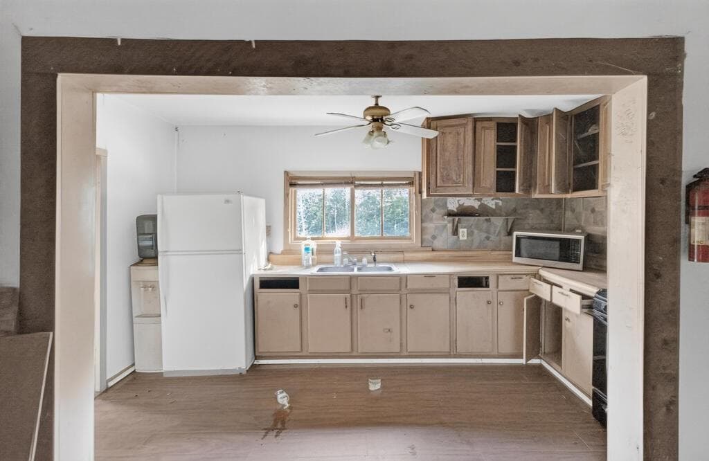 2 bedroom, 1 bathroom single family residence for sale at 367 E Second Street, Blue Ridge, GA 30513 — photo 7
