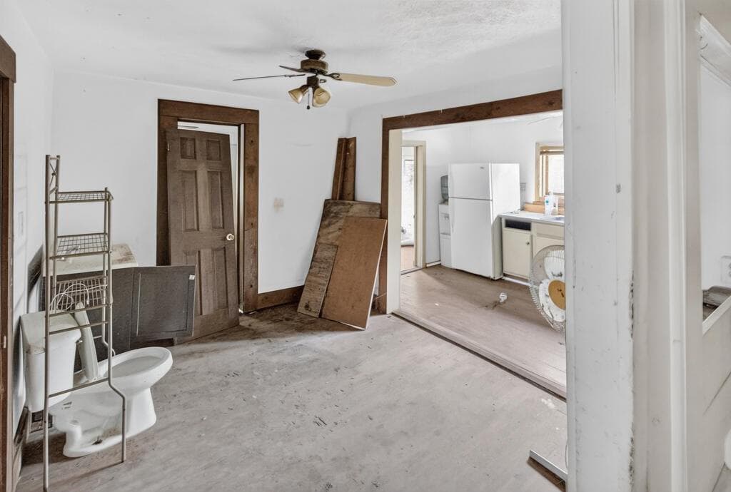 2 bedroom, 1 bathroom single family residence for sale at 367 E Second Street, Blue Ridge, GA 30513 — photo 9