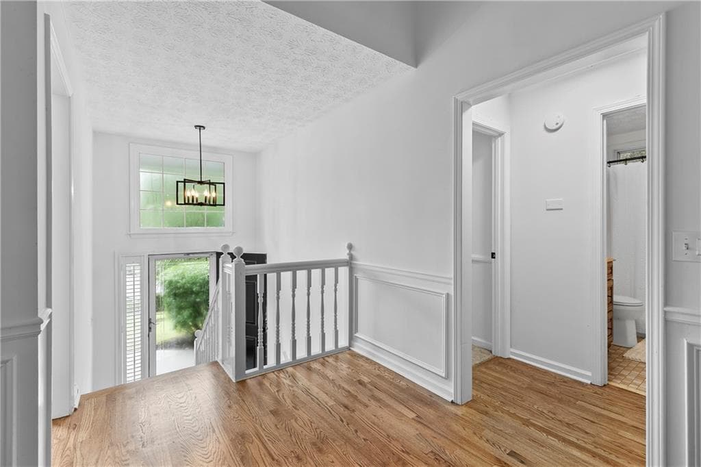 4 bedroom, 3 bathroom, 2,930 sq ft single family residence for sale at 8260 Stonebrook Court, Cumming, GA 30040 — photo 5