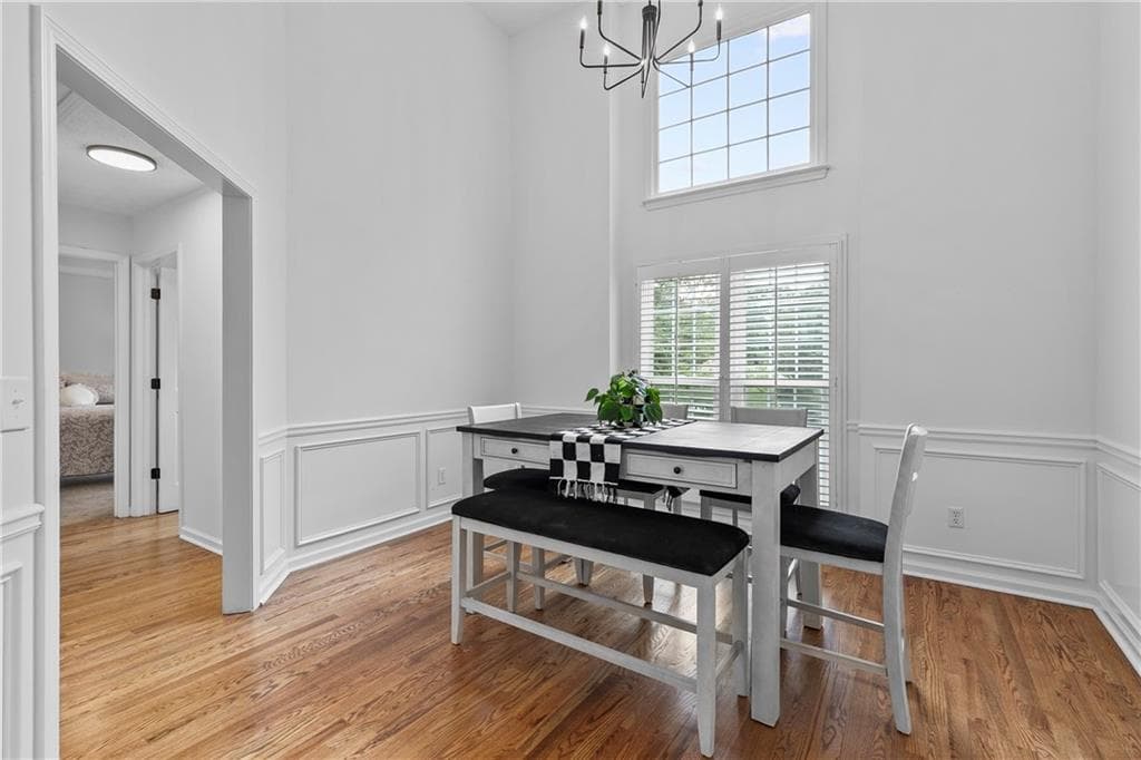 4 bedroom, 3 bathroom, 2,930 sq ft single family residence for sale at 8260 Stonebrook Court, Cumming, GA 30040 — photo 9