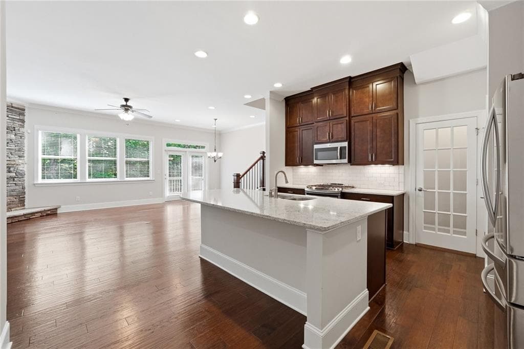 4 bedroom, 4 bathroom, 3,000 sq ft townhouse for sale at 2366 Willington Shoals Place, Smyrna, GA 30080 — photo 6