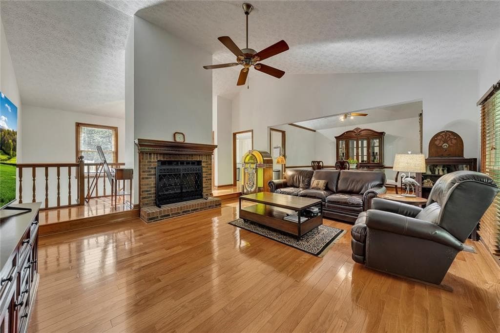 4 bedroom, 3 bathroom, 2,242 sq ft single family residence for sale at 2363 Wilderness Way, Marietta, GA 30066 — photo 6