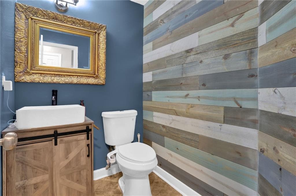 5 bedroom, 3 bathroom, 2,122 sq ft single family residence for sale at 3130 Hall Garden Road, Snellville, GA 30039 — photo 6