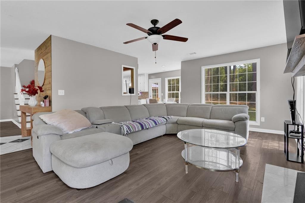5 bedroom, 3 bathroom, 2,122 sq ft single family residence for sale at 3130 Hall Garden Road, Snellville, GA 30039 — photo 9