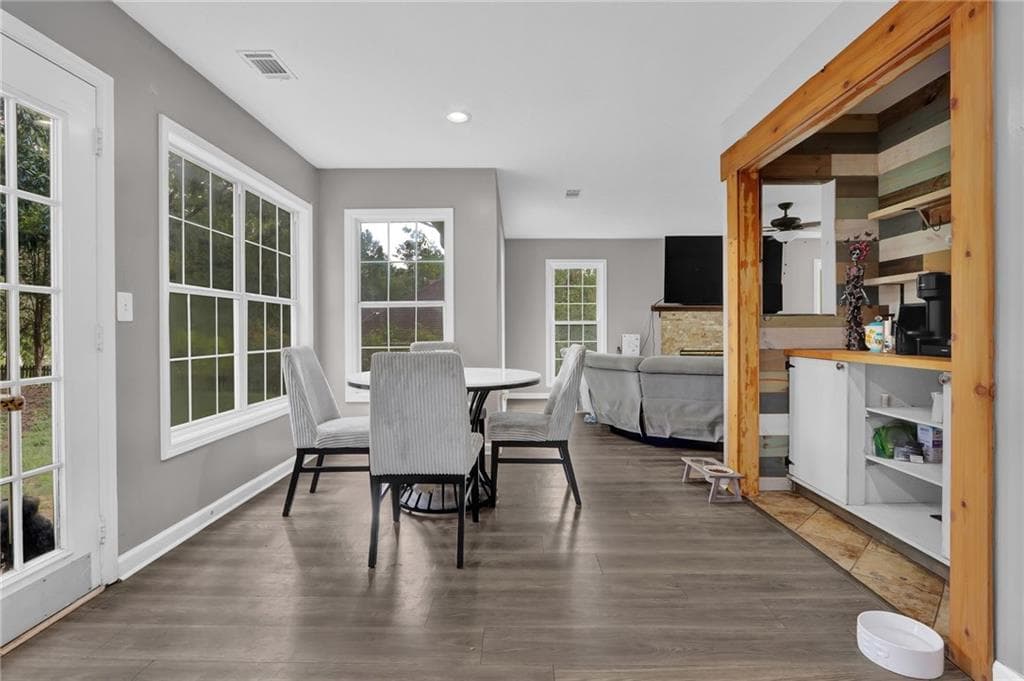 5 bedroom, 3 bathroom, 2,122 sq ft single family residence for sale at 3130 Hall Garden Road, Snellville, GA 30039 — photo 10