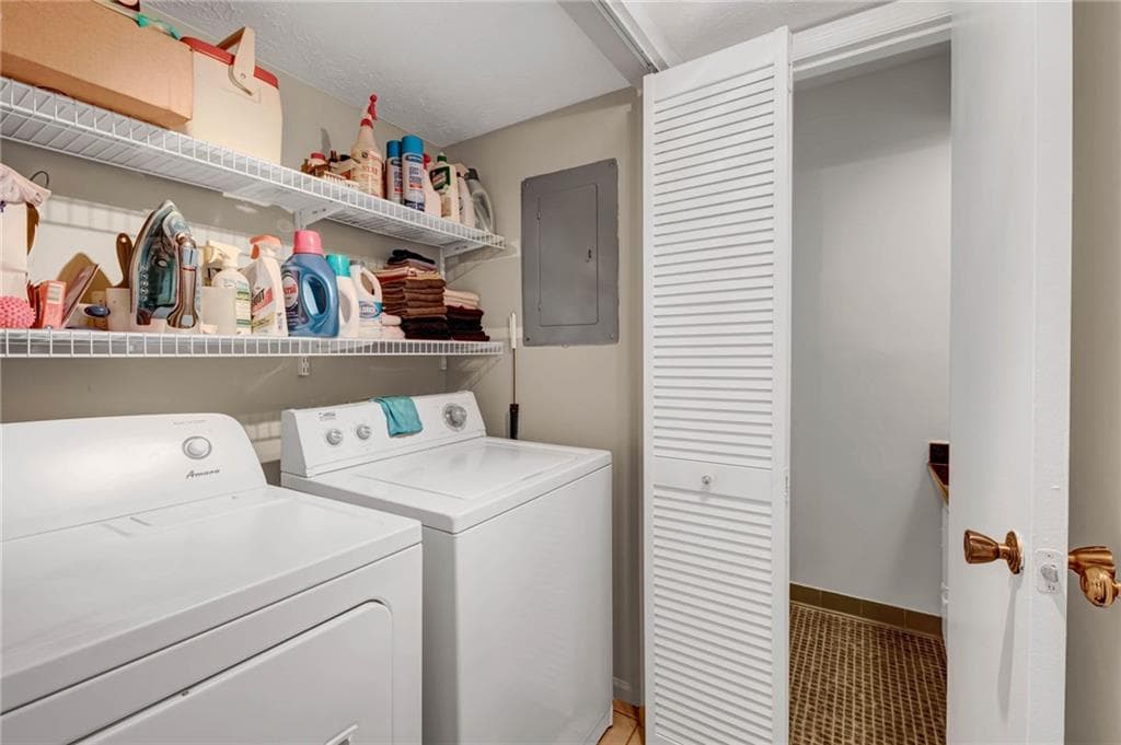3 bedroom, 3 bathroom, 1,194 sq ft townhouse for rent at 6905 Park Avenue, Sandy Springs, GA 30342 for $3,200 a month — photo 9