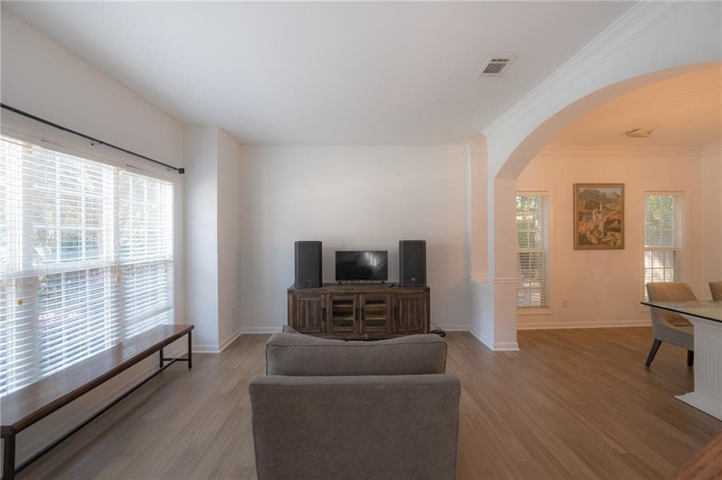 5 bedroom, 3 bathroom, 2,765 sq ft single family residence for sale at 1098 Whisperwood Lane, Lawrenceville, GA 30043 — photo 4