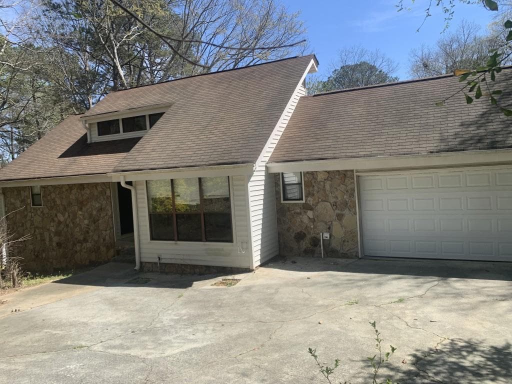 3 bedroom, 3 bathroom, 2,312 sq ft single family residence under contract at 3958 Cotswold Drive, Lilburn, GA 30047