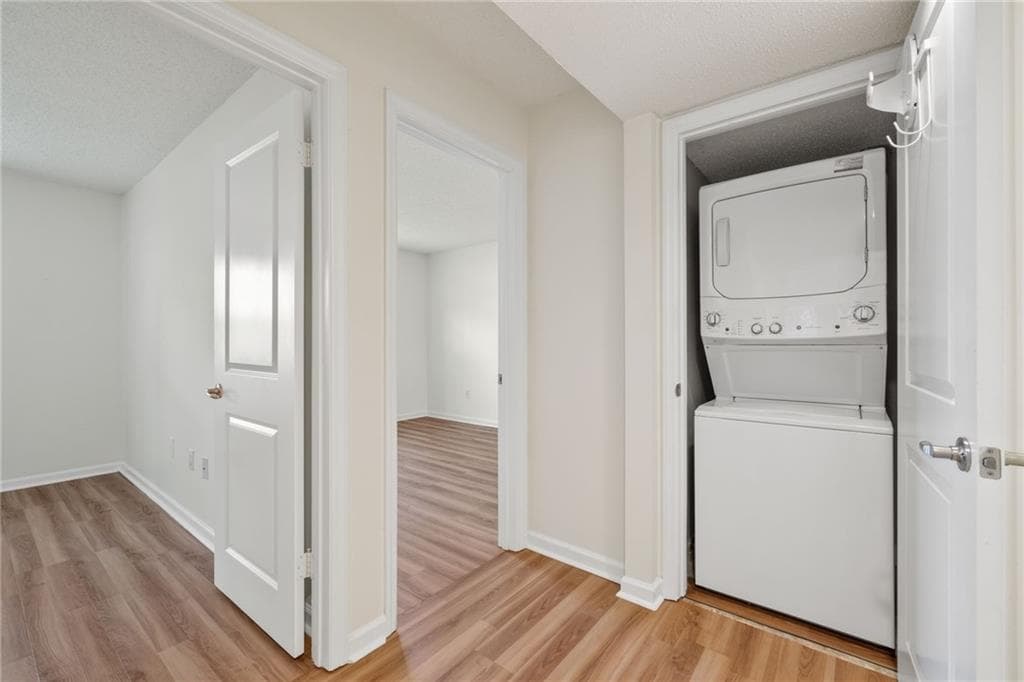 2 bedroom, 1 bathroom, 1,036 sq ft condominium for sale at 3650 Ashford Dunwoody Road 502, Atlanta, GA 30319 — photo 5