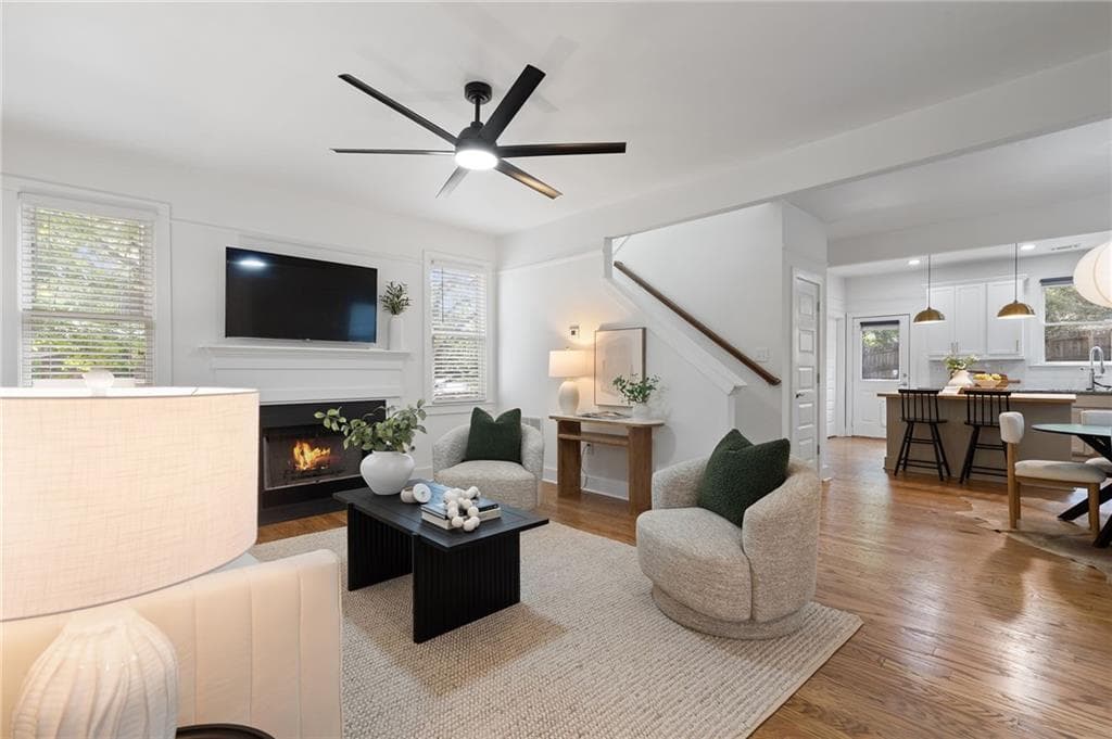 3 bedroom, 3 bathroom, 1,584 sq ft single family residence under contract at 1213 Colmer Avenue, Atlanta, GA 30317 — photo 4
