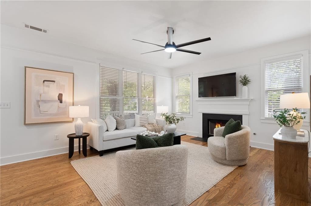 3 bedroom, 3 bathroom, 1,584 sq ft single family residence under contract at 1213 Colmer Avenue, Atlanta, GA 30317 — photo 6