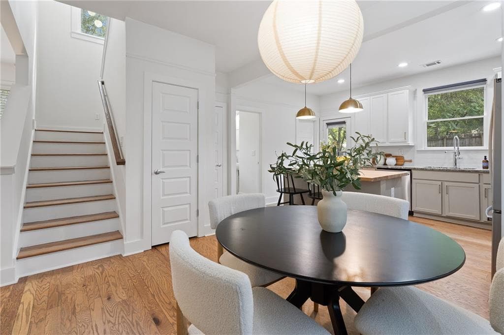 3 bedroom, 3 bathroom, 1,584 sq ft single family residence under contract at 1213 Colmer Avenue, Atlanta, GA 30317 — photo 9
