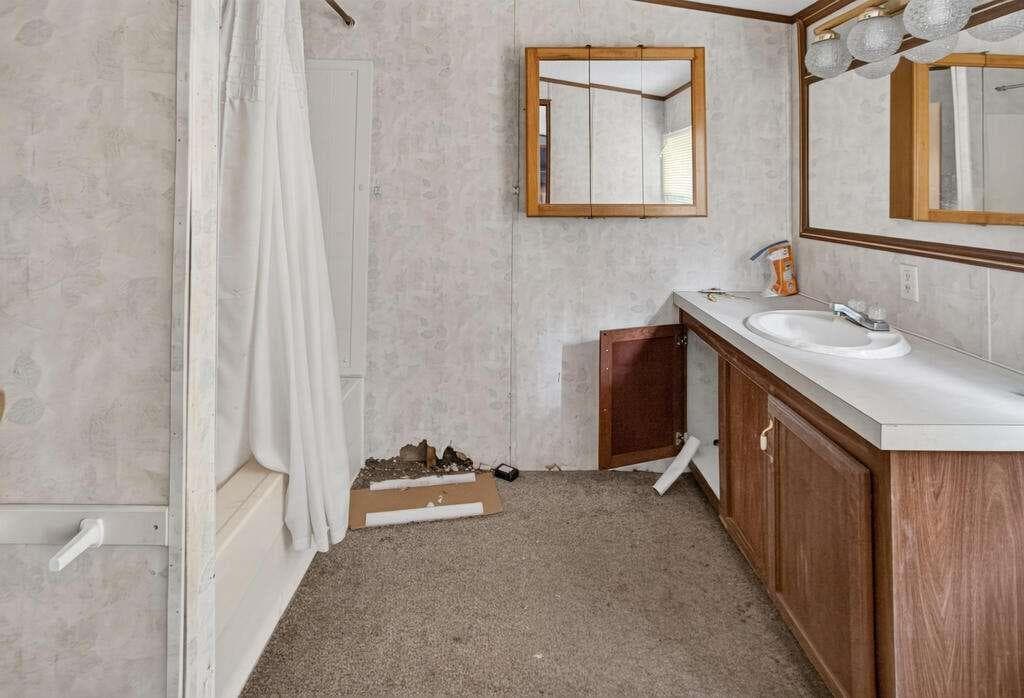 3 bedroom, 2 bathroom single family residence for sale at 51 Summit Lane, Blue Ridge, GA 30513 — photo 8