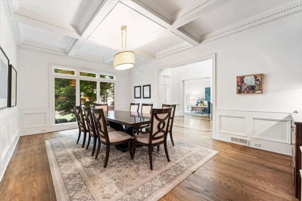6 bedroom, 7 bathroom, 9,732 sq ft single family residence for sale at 15420 Little Stone Way, Milton, GA 30004 — photo 6