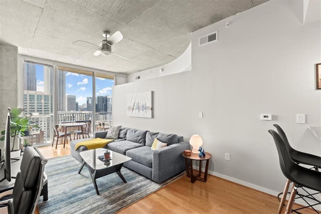 1 bedroom, 1 bathroom, 744 sq ft condominium for sale at 860 Peachtree Street 1506, Atlanta, GA 30308 — photo 9