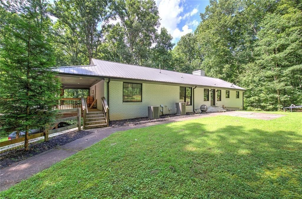 4 bedroom, 3 bathroom, 3,511 sq ft single family residence for sale at 76 Star Wars Path, Dallas, GA 30132 — photo 3