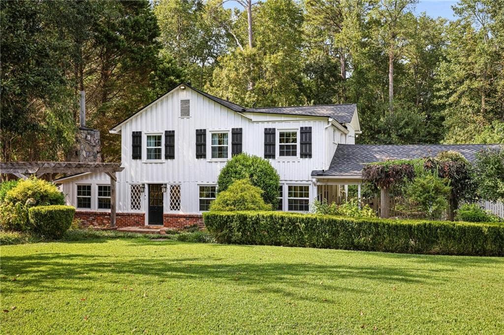 4 bedroom, 3 bathroom, 3,079 sq ft single family residence under contract at 45 Michelle Circle, Sandy Springs, GA 30342
