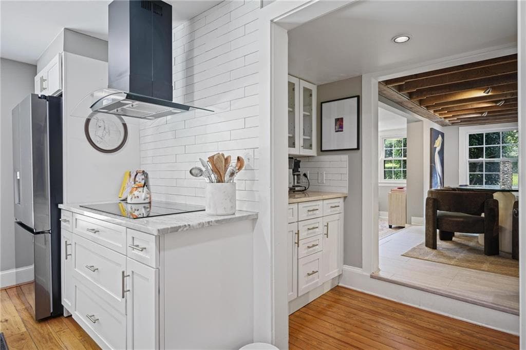 4 bedroom, 3 bathroom, 3,079 sq ft single family residence under contract at 45 Michelle Circle, Sandy Springs, GA 30342 — photo 10