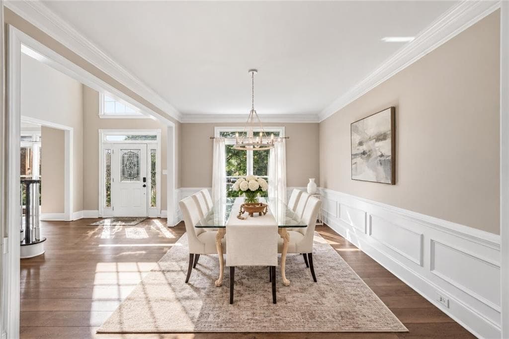 5 bedroom, 4 bathroom, 4,308 sq ft single family residence for sale at 12700 Oxfordshire Court, Johns Creek, GA 30005 — photo 6