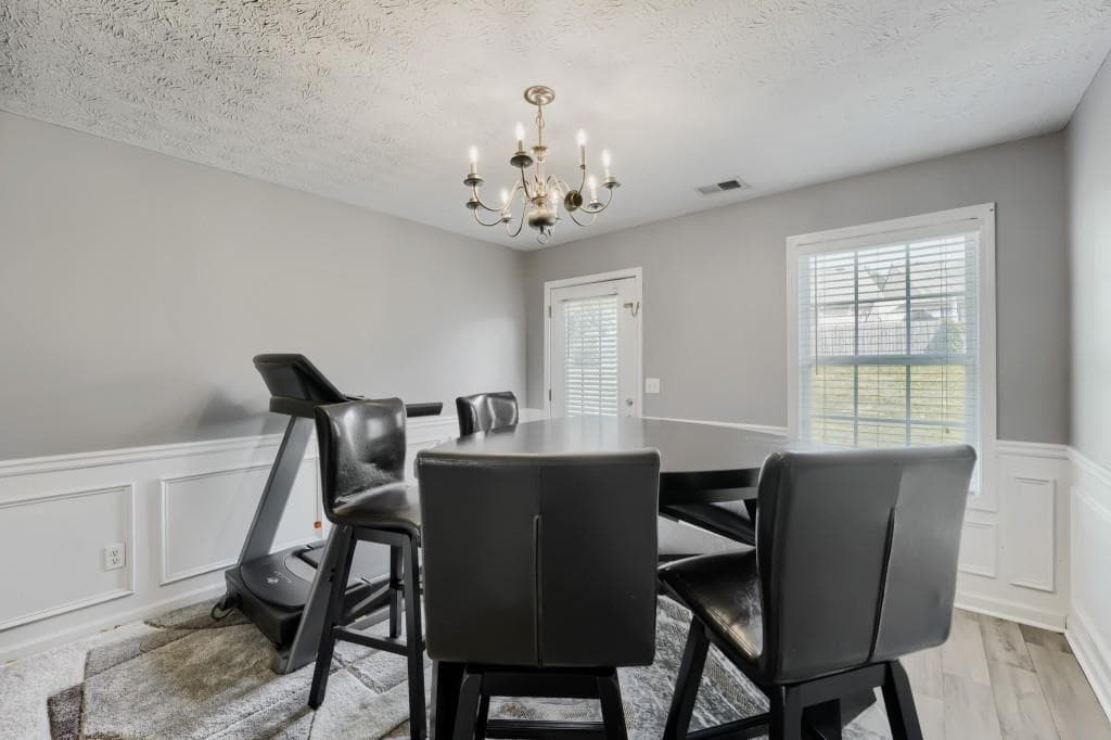3 bedroom, 3 bathroom, 1,342 sq ft single family residence for sale at 231 Alton Circle, Villa Rica, GA 30180 — photo 7