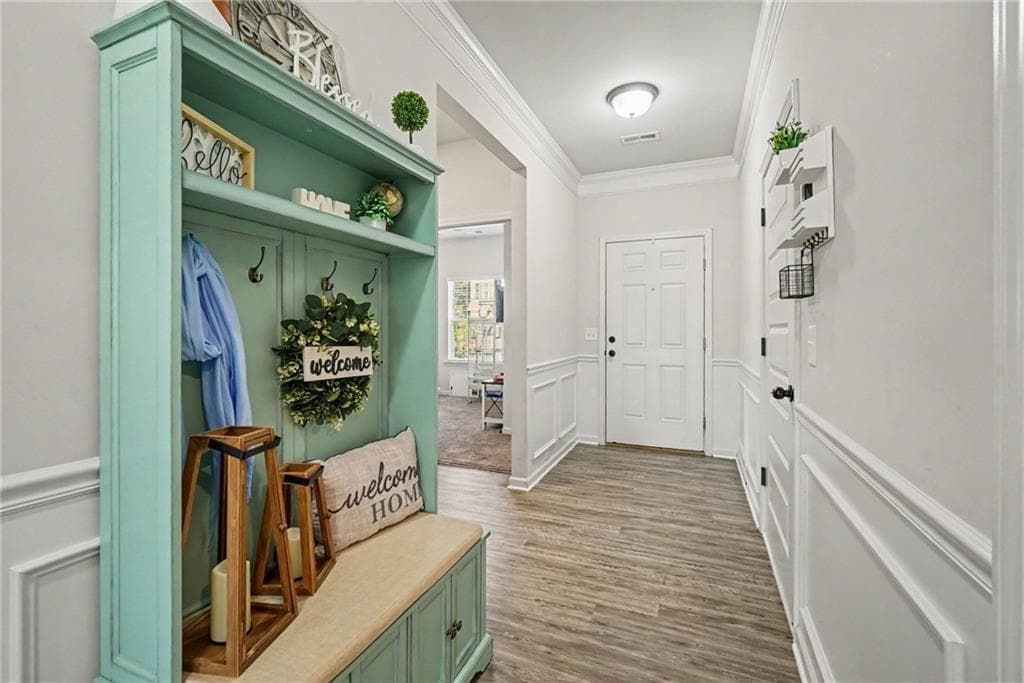 4 bedroom, 3 bathroom, 2,026 sq ft single family residence for sale at 207 Malbone Street, Cartersville, GA 30120 — photo 6