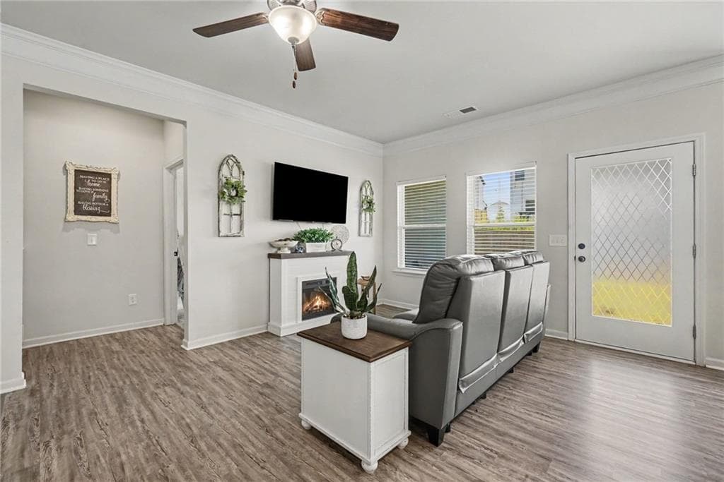 4 bedroom, 3 bathroom, 2,026 sq ft single family residence for sale at 207 Malbone Street, Cartersville, GA 30120 — photo 8