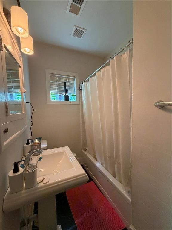 1 bedroom, 1 bathroom, 400 sq ft triplex for rent at 1365 N Highland Avenue A, Atlanta, GA 30306 for $1,200 a month — photo 5