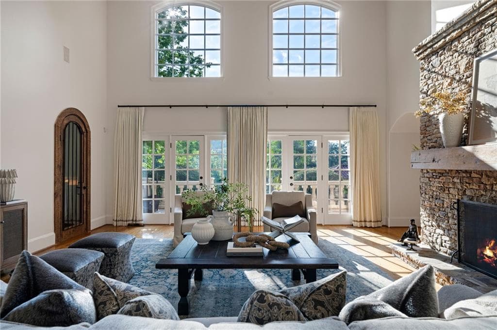 7 bedroom, 9 bathroom, 8,317 sq ft single family residence for sale at 4338 Harris Trail, Atlanta, GA 30327 — photo 9