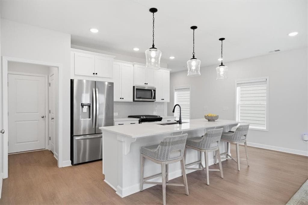 3 bedroom, 3 bathroom, 1,805 sq ft single family residence for sale at 112 Winsome Way, Woodstock, GA 30188 — photo 5