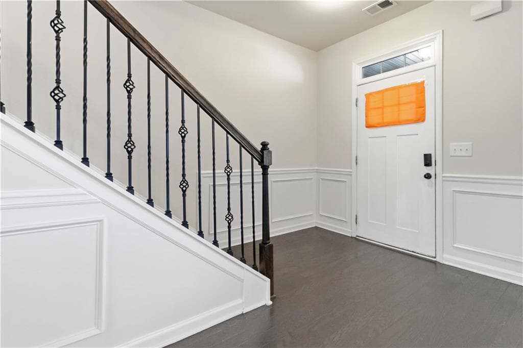 5 bedroom, 3 bathroom, 3,170 sq ft single family residence for rent at 2138 Dodson Woods Drive, Union City, GA 30213 for $3,500 a month — photo 4
