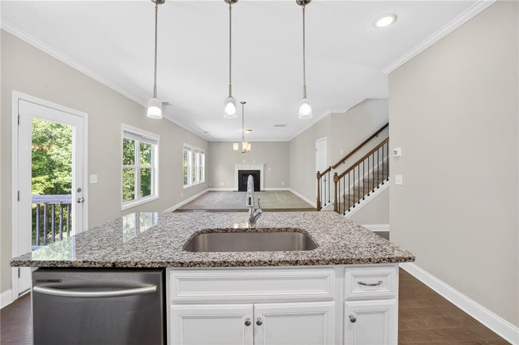4 bedroom, 3 bathroom, 2,236 sq ft single family residence for sale at 4972 Cottonwood Trail, Gainesville, GA 30504 — photo 5