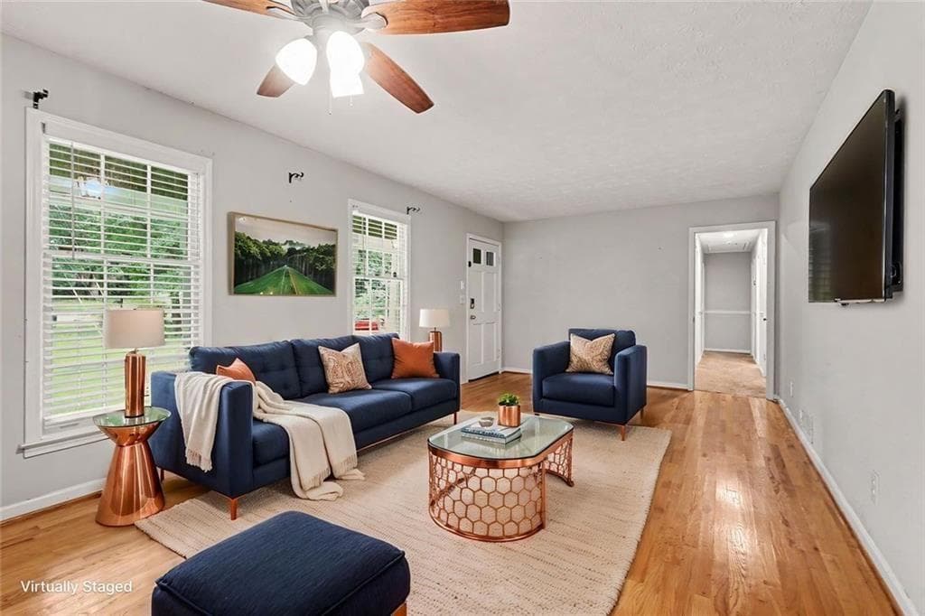 3 bedroom, 2 bathroom, 2,353 sq ft single family residence for sale at 2826 Manor Court, Snellville, GA 30078 — photo 6