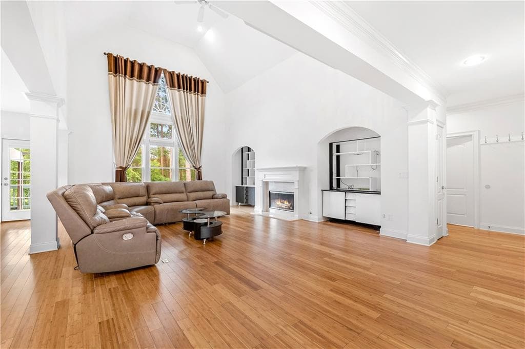 5 bedroom, 5 bathroom, 5,953 sq ft single family residence under contract at 911 Masters Walk, Stone Mountain, GA 30087 — photo 9