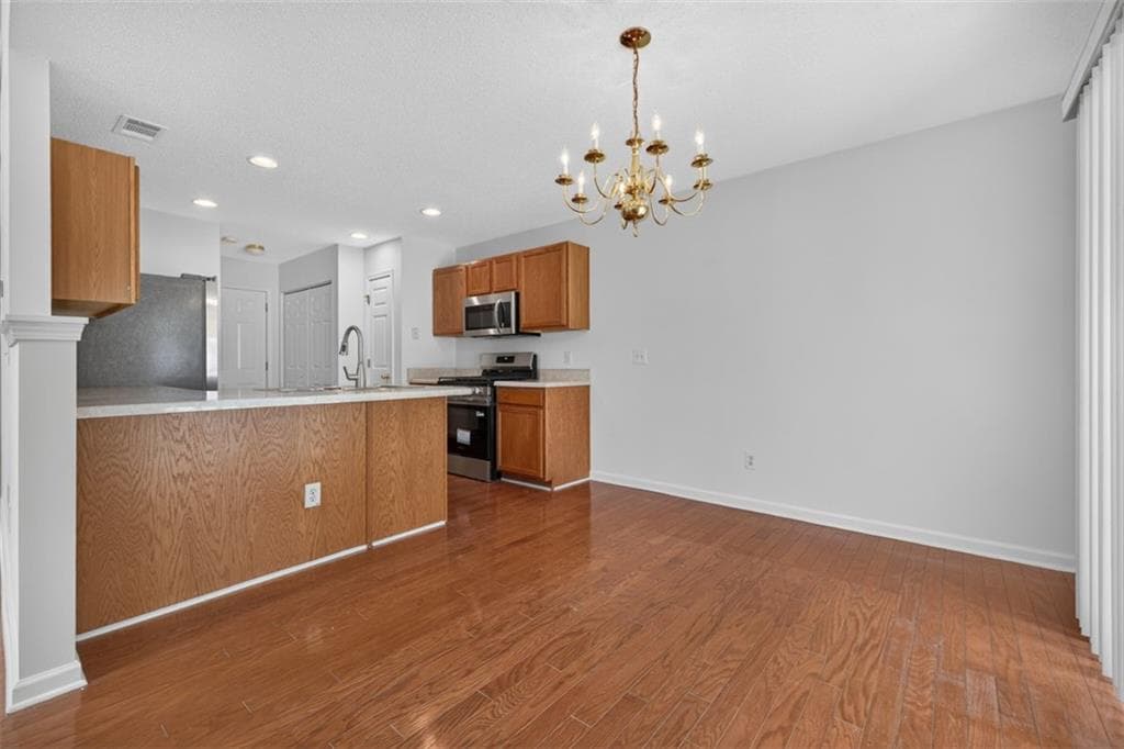 3 bedroom, 3 bathroom, 1,630 sq ft single family residence for sale at 3353 Sable Chase Lane, South Fulton, GA 30349 — photo 9