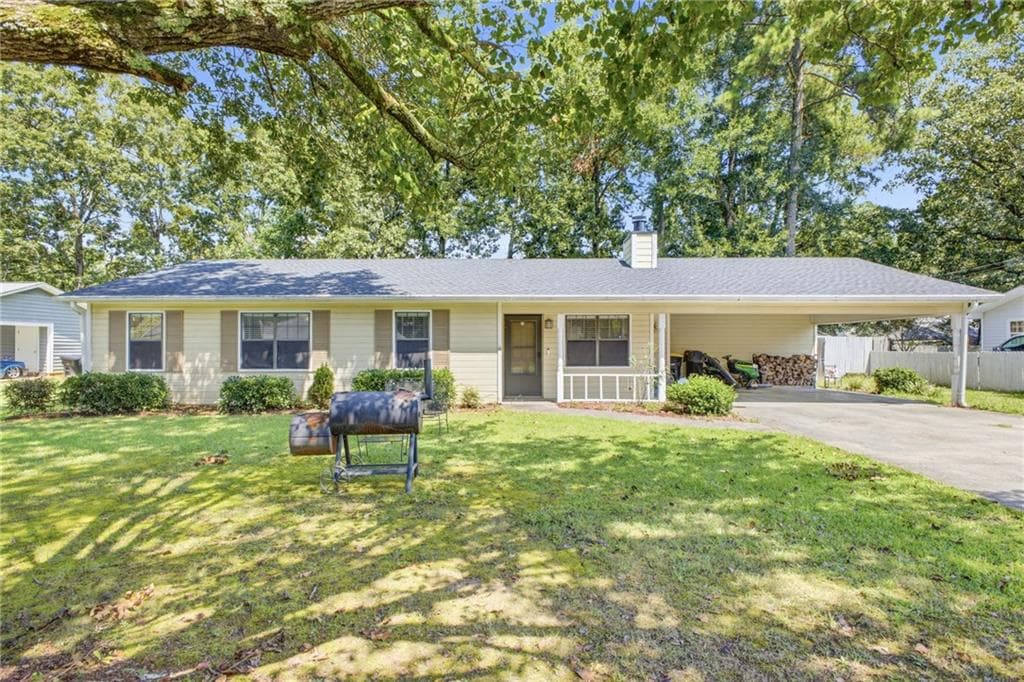 3 bedroom, 2 bathroom, 1,470 sq ft home for sale at 110 Gray Rock Drive, Rome, GA