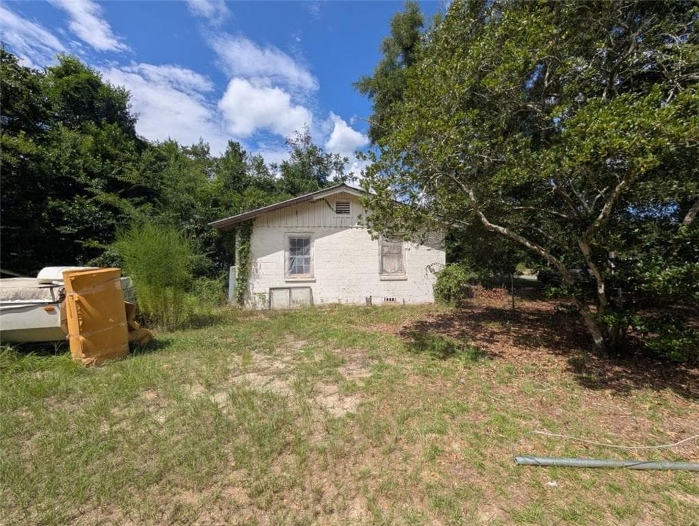 5 bedroom, 3 bathroom, 1,936 sq ft single family residence for sale at 144 Hales Landing Road, Bainbridge, GA 39817 — photo 2