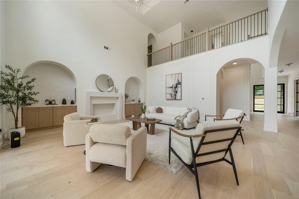 5 bedroom, 5 bathroom, 6,667 sq ft single family residence for sale at 210 Simonton Road, Lawrenceville, GA 30046 — photo 10