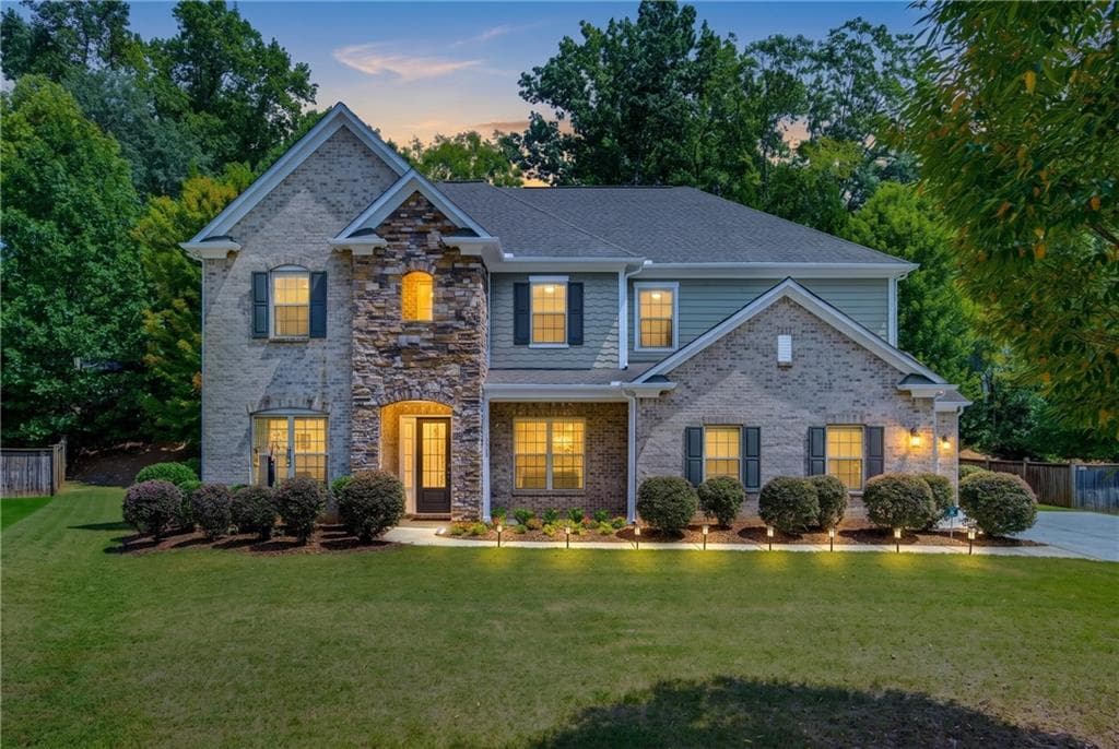 4 bedroom, 4 bathroom, 3,972 sq ft single family residence for sale at 12269 Ferncreek Drive, Alpharetta, GA 30004 — photo 2
