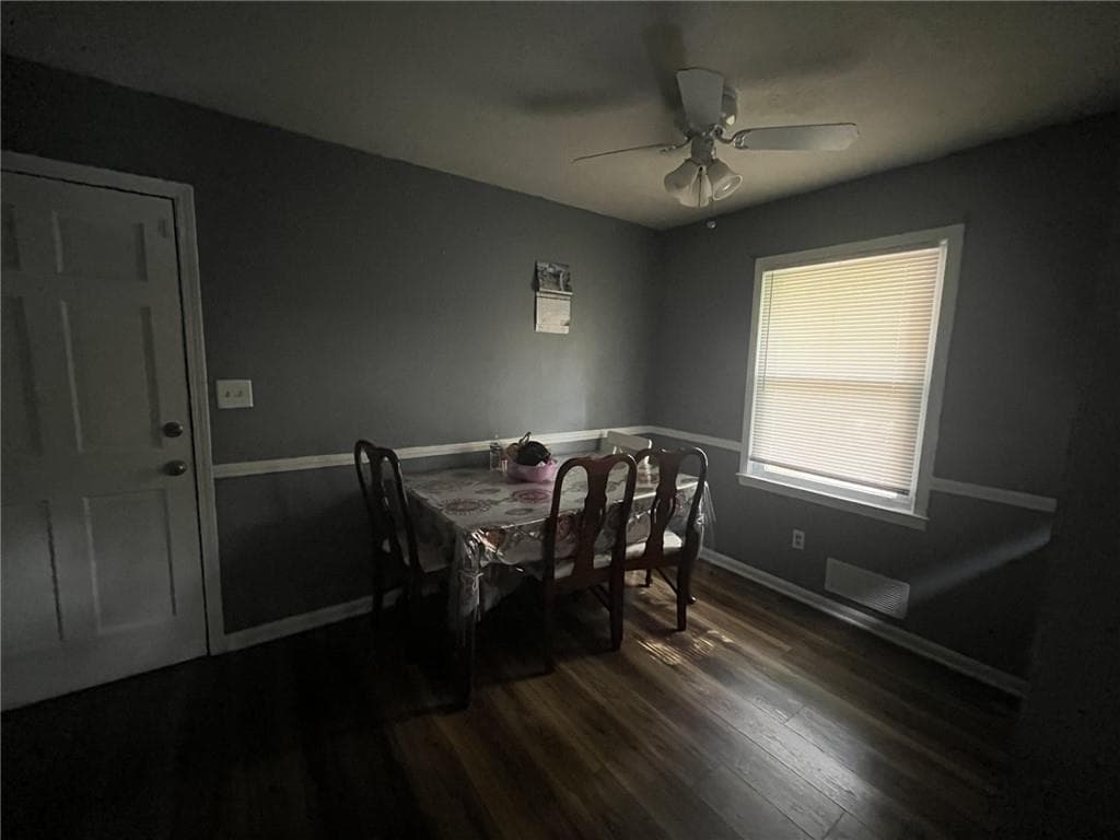 3 bedroom, 2 bathroom, 1,992 sq ft other for rent at 3975 N Sharon Church Road, Loganville, GA 30052 for $2,500 a month — photo 5