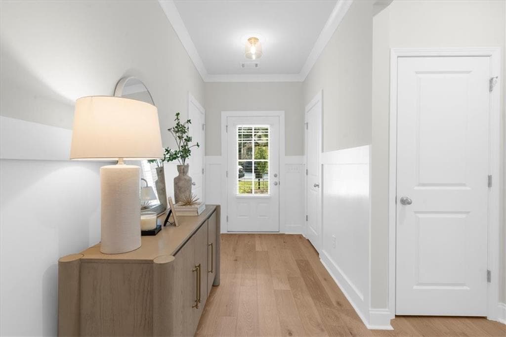 4 bedroom, 4 bathroom, 3,126 sq ft single family residence for sale at 5553 Keswick Drive, Flowery Branch, GA 30542 — photo 3