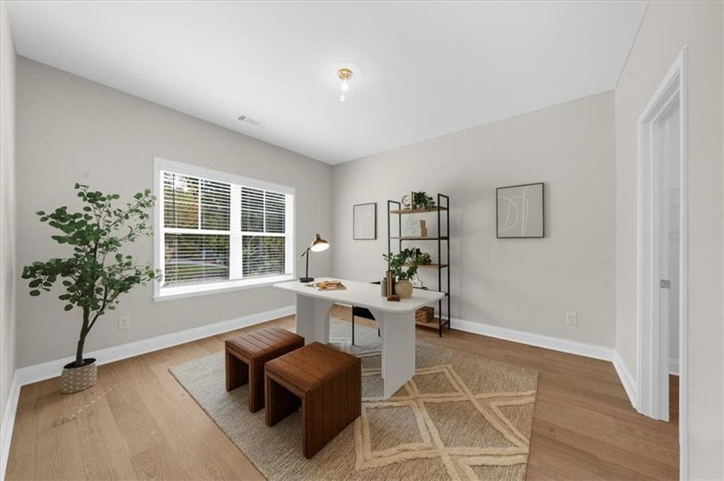 4 bedroom, 4 bathroom, 3,126 sq ft single family residence for sale at 5553 Keswick Drive, Flowery Branch, GA 30542 — photo 4