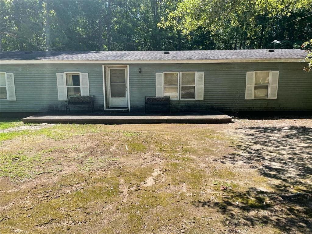 3 bedroom, 2 bathroom, 1,512 sq ft single family residence for sale at 2655 Camp Branch, Buford, GA 30519