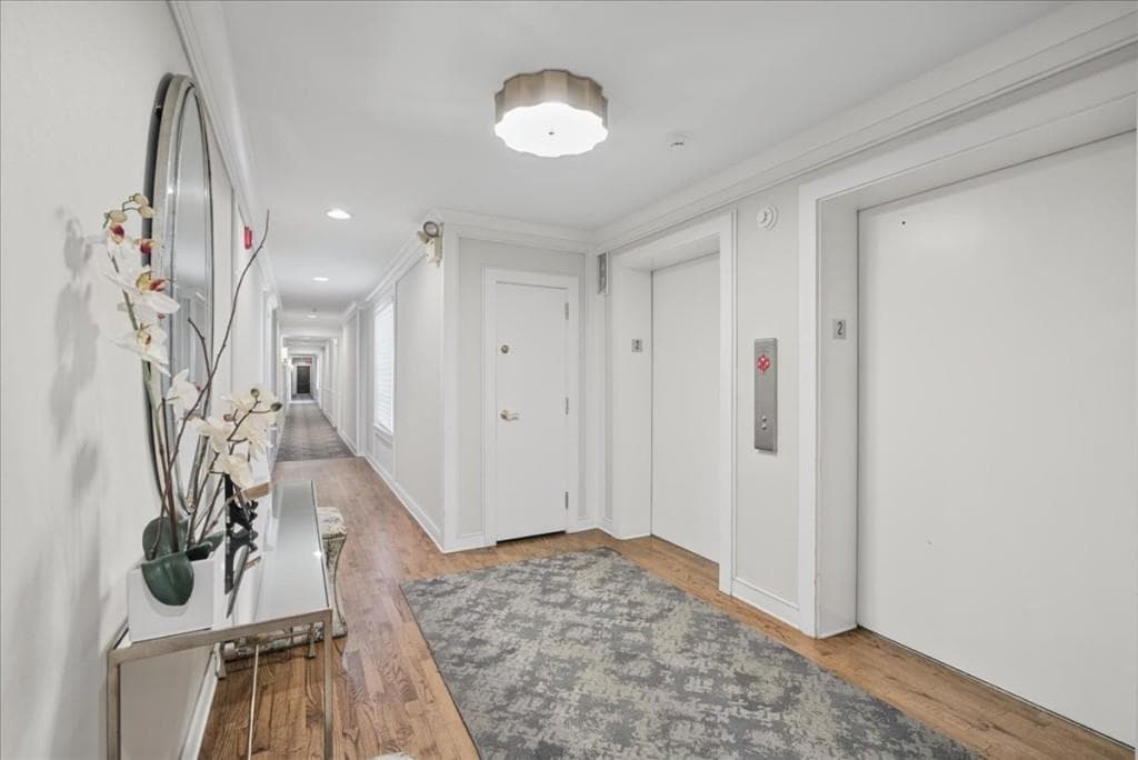 2 bedroom, 2 bathroom, 1,205 sq ft condominium for sale at 175 15th Street 208, Atlanta, GA 30309 — photo 5