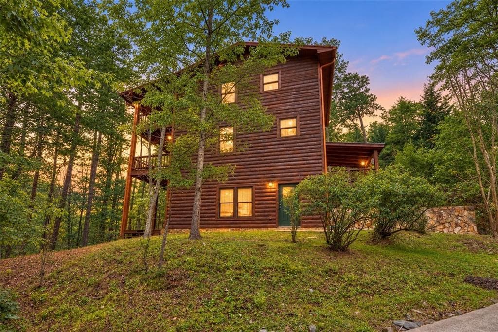 3 bedroom, 3 bathroom, 1,728 sq ft single family residence under contract at 112 Seneca Drive, Ellijay, GA 30540 — photo 3