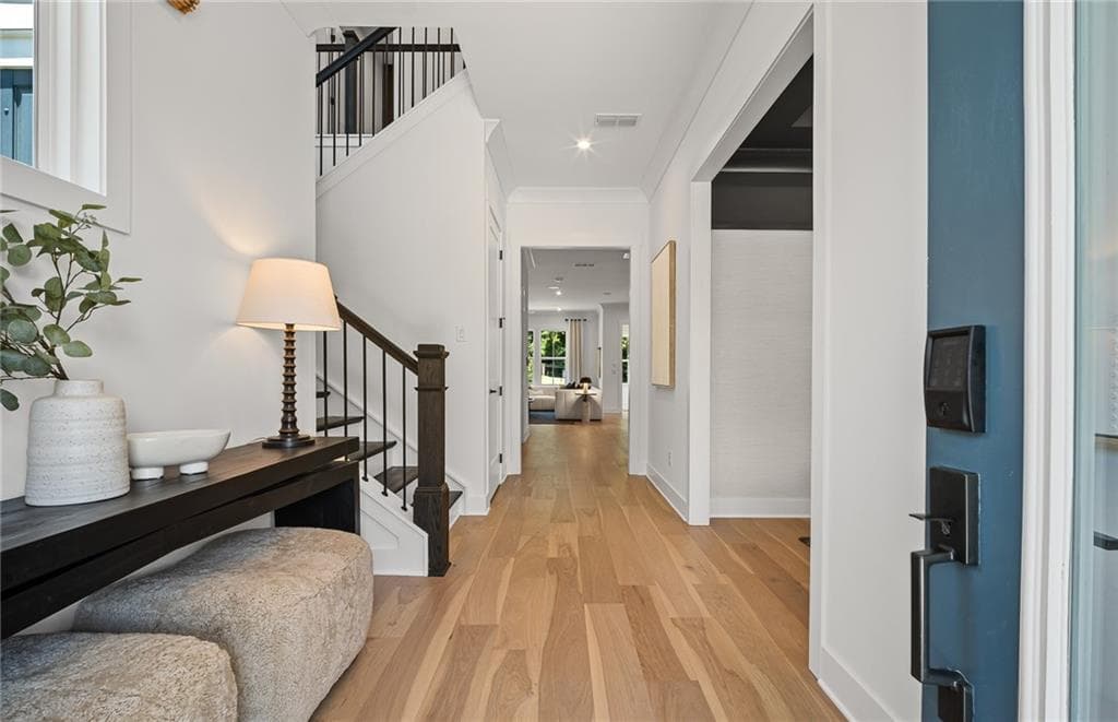 5 bedroom, 5 bathroom, 3,661 sq ft single family residence for sale at 3110 Shoalwood Drive, Cumming, GA 30041 — photo 4