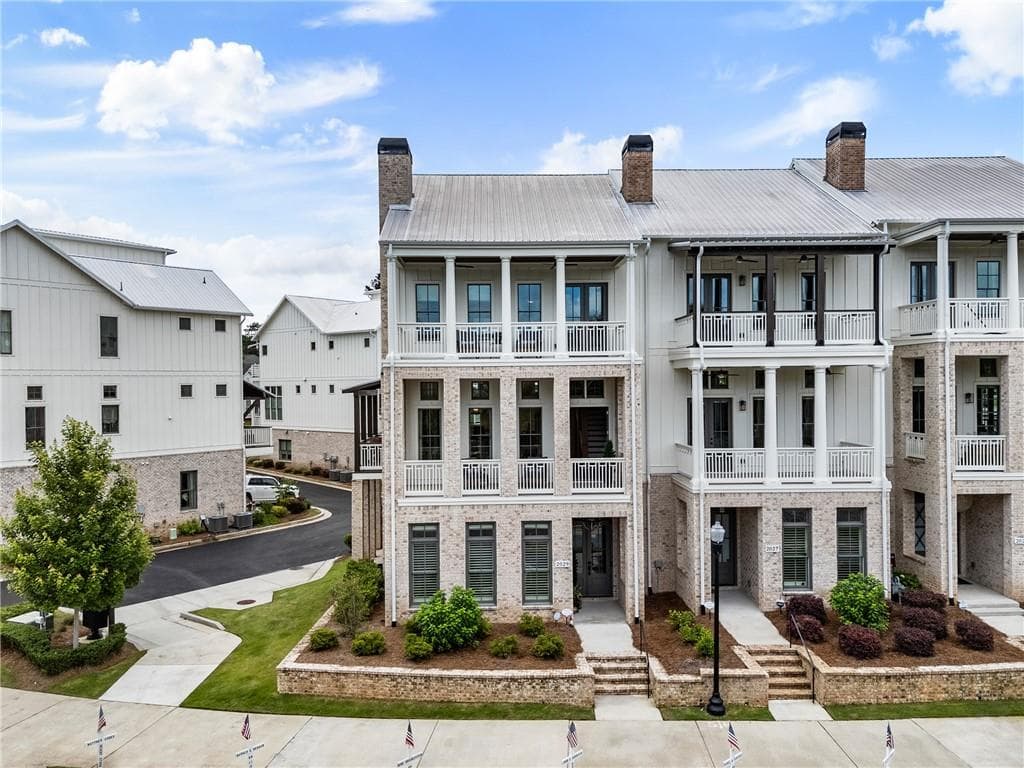 4 bedroom, 4 bathroom, 3,642 sq ft townhouse for sale at 2029 Heritage Walk, Milton, GA 30004 — photo 8