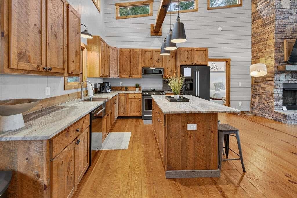 4 bedroom, 4 bathroom single family residence for sale at 78 Deer Crest Road, Blue Ridge, GA 30513 — photo 9