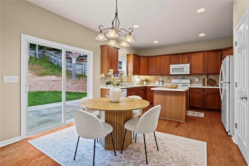 4 bedroom, 3 bathroom, 3,000 sq ft single family residence for sale at 5886 Buckner Creek Drive, Mableton, GA 30126 — photo 8