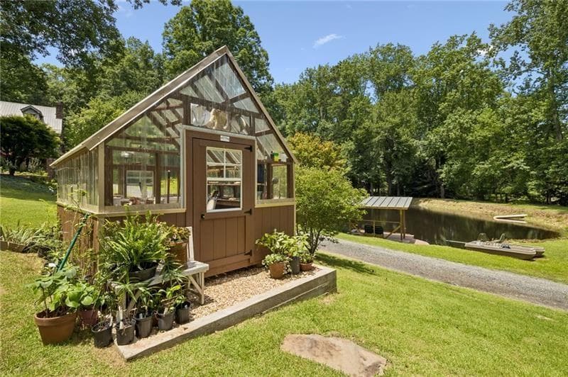 4 bedroom, 4 bathroom, 2,888 sq ft single family residence under contract at 1655 Rockdale Circle, Snellville, GA 30078 — photo 7